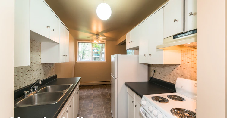 11919 162 Avenue NW, Edmonton, AB, T5X 3R1 - 12