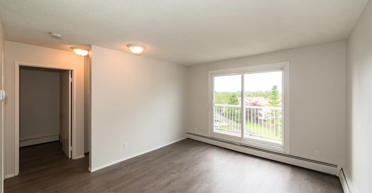 11919 162 Avenue NW, Edmonton, AB, T5X 3R1 - 2