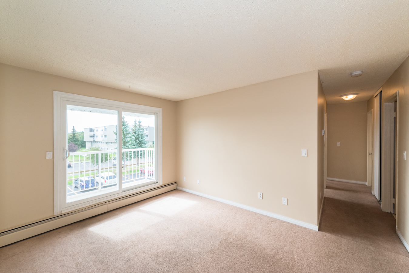 11919 162 Avenue NW, Edmonton, AB, T5X 3R1 - 8