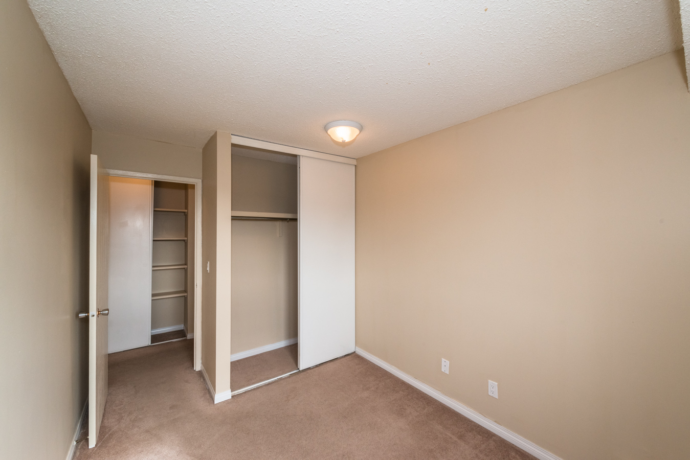 11919 162 Avenue NW, Edmonton, AB, T5X 3R1 - 10