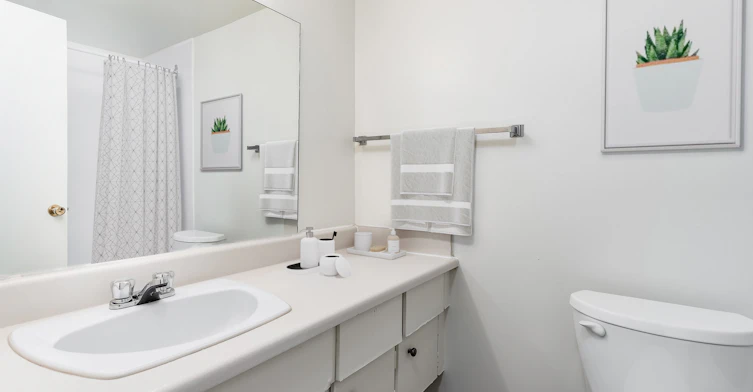 5314 Riverbend Road, Edmonton, AB, T6H 4Z4 - 6