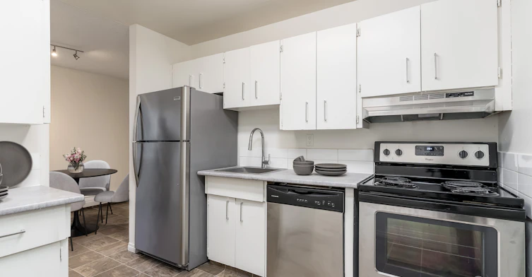 5314 Riverbend Road, Edmonton, AB, T6H 4Z4 - 2