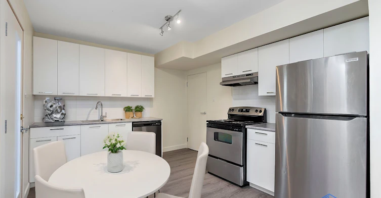 17104 75 Avenue NW, Edmonton, AB, T5T 2R4 - 3