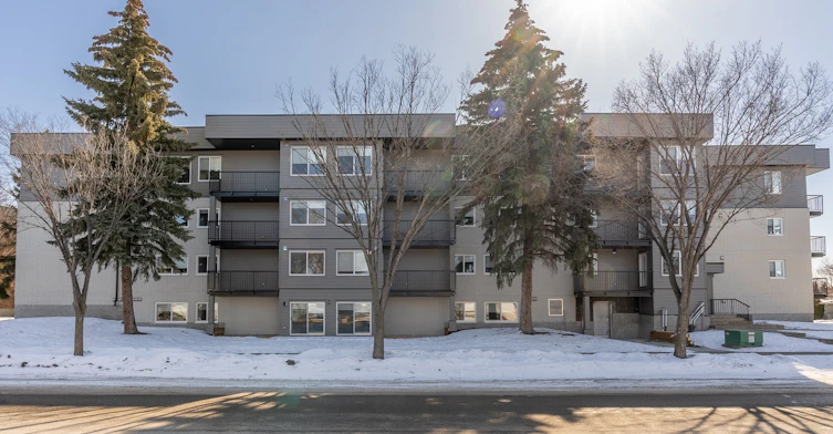 14407 121 Street NW, Edmonton, AB, T5X 3P6 - 24