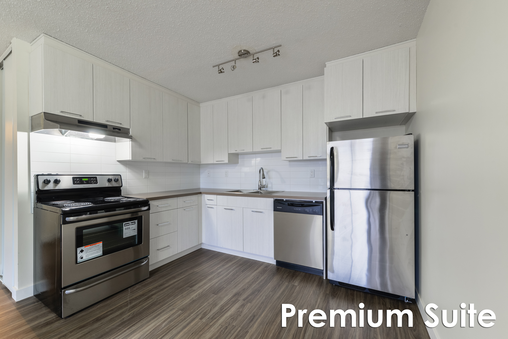 14407 121 Street NW, Edmonton, AB, T5X 3P6