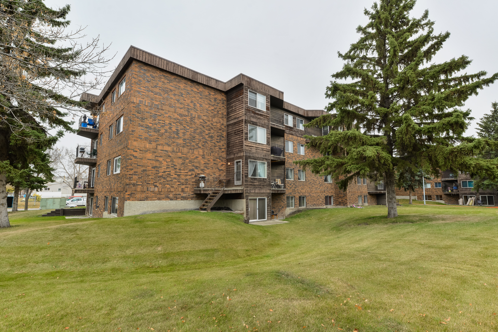 14407 121 Street NW, Edmonton, AB, T5X 3P6 - 26