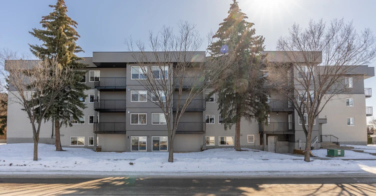 14407 121 Street NW, Edmonton, AB, T5X 3P6 - 24