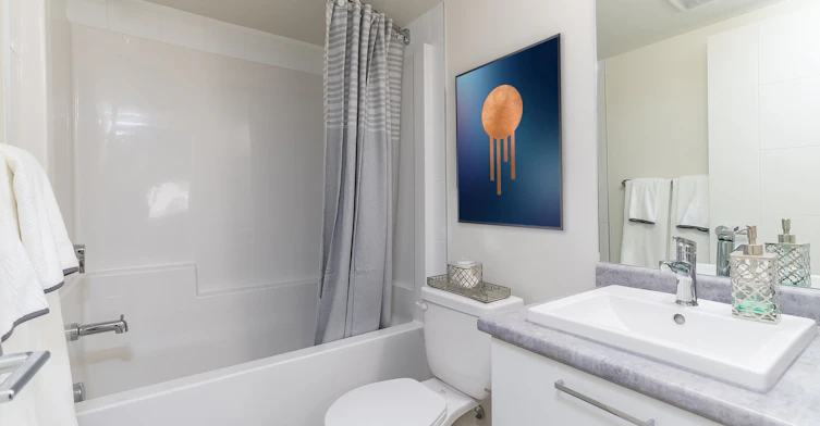 14407 121 Street NW, Edmonton, AB, T5X 3P6 - 10