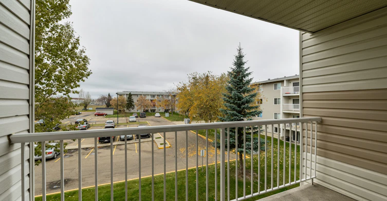 3431 139 Avenue NW, Edmonton, AB, T5Y 1Z4 - 7