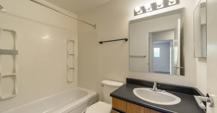 12004 162 Avenue NW, Edmonton, AB, T5X 4W9 - 6