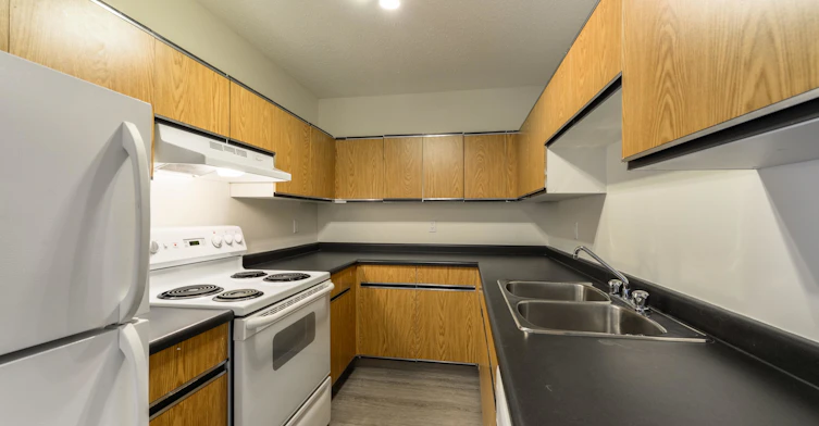 12004 162 Avenue NW, Edmonton, AB, T5X 4W9