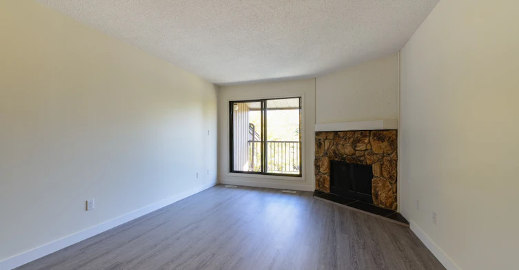 12004 162 Avenue NW, Edmonton, AB, T5X 4W9 - 3