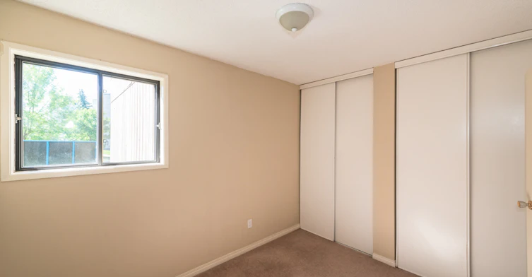 12004 162 Avenue NW, Edmonton, AB, T5X 4W9 - 10