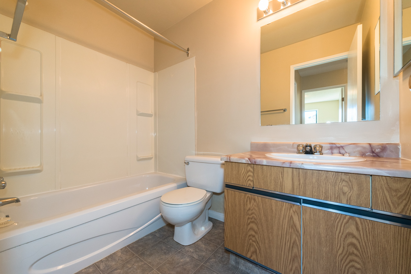 12004 162 Avenue NW, Edmonton, AB, T5X 4W9 - 12