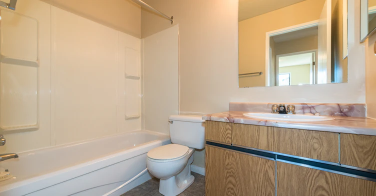12004 162 Avenue NW, Edmonton, AB, T5X 4W9 - 12