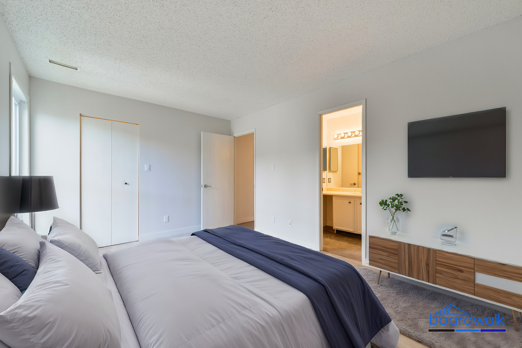 2803 79 Street NW, Edmonton, AB, T6K 3Z7 - 5