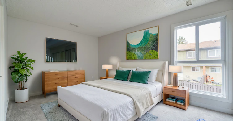 2803 79 Street NW, Edmonton, AB, T6K 3Z7 - 2