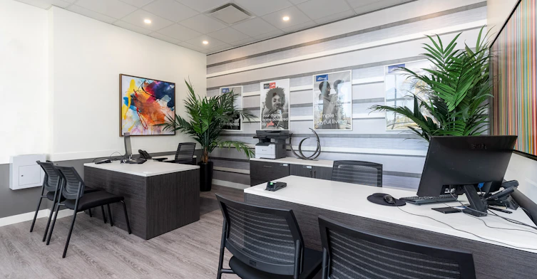8830 85 Street NW, Edmonton, AB, T6C 3C3 - 9