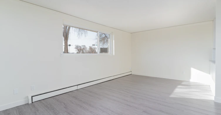 8830 85 Street NW, Edmonton, AB, T6C 3C3 - 15