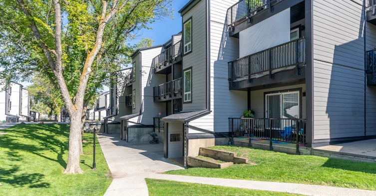 17139 69 Avenue NW, Edmonton, AB, T5T 2W6 - 10