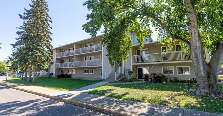 17104 75 Avenue NW, Edmonton, AB, T5T 2R4 - 6