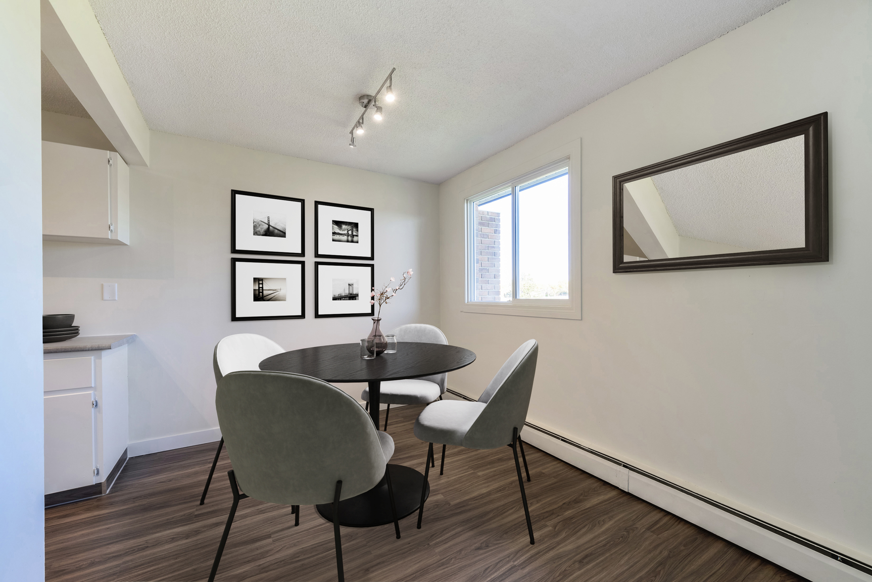 7424 141 Avenue NW, Edmonton, AB, T5C 2N5 - 2