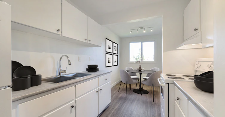 7424 141 Avenue NW, Edmonton, AB, T5C 2N5 - 3