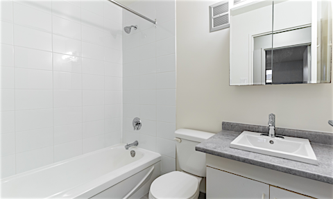 7424 141 Avenue NW, Edmonton, AB, T5C 2N5