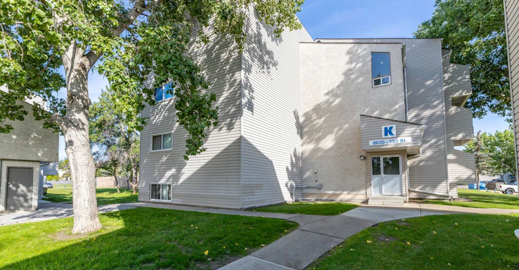 8630 182 Street NW, Edmonton, AB, T5T 1M3 - 12
