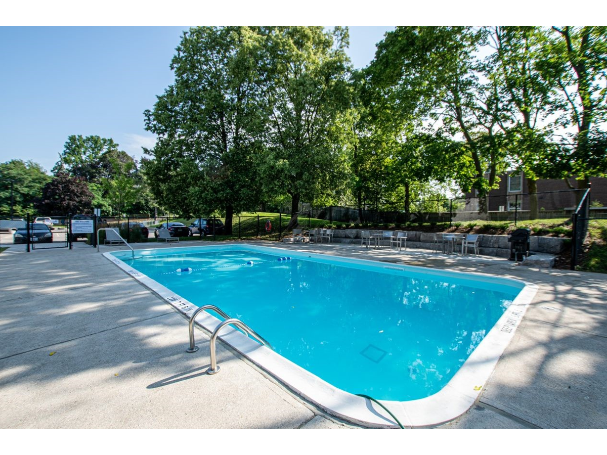 1409-59 Concession Street, Cambridge, ON, N1R 5Z6 - 9