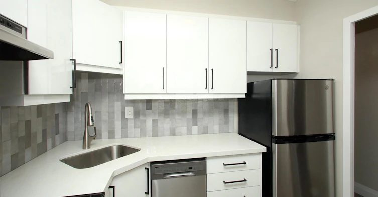 2-40 Pleasant Boulevard, Toronto, ON, M4T 1J9 - 5