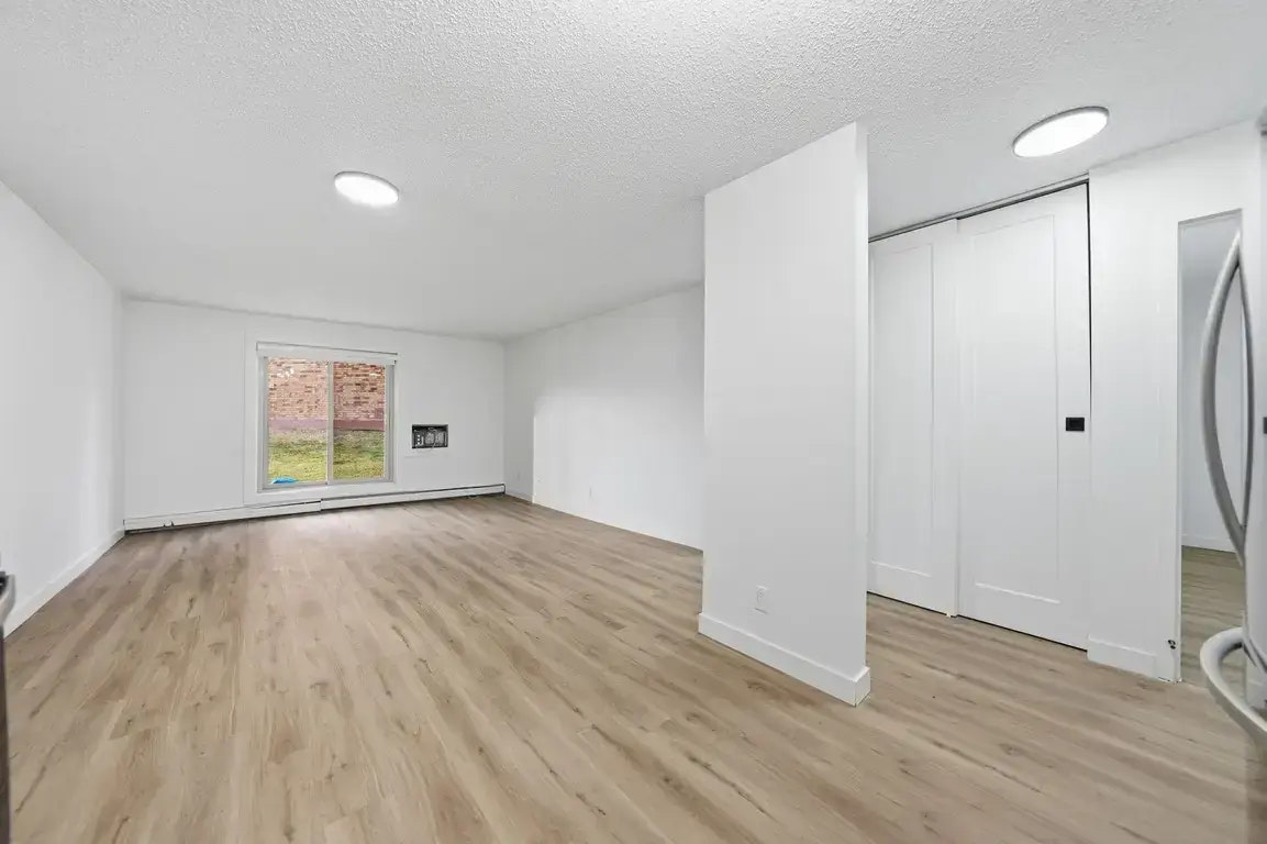 102-431 Wollaston Crescent, Saskatoon, SK, S7J 4G9 - 7