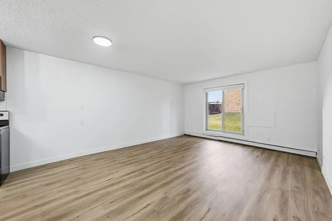 102-431 Wollaston Crescent, Saskatoon, SK, S7J 4G9 - 6