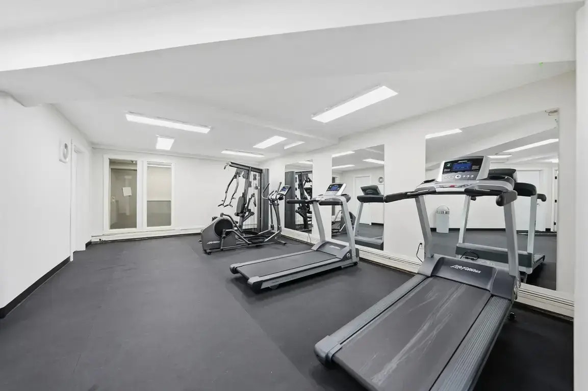 102-431 Wollaston Crescent, Saskatoon, SK, S7J 4G9 - 2