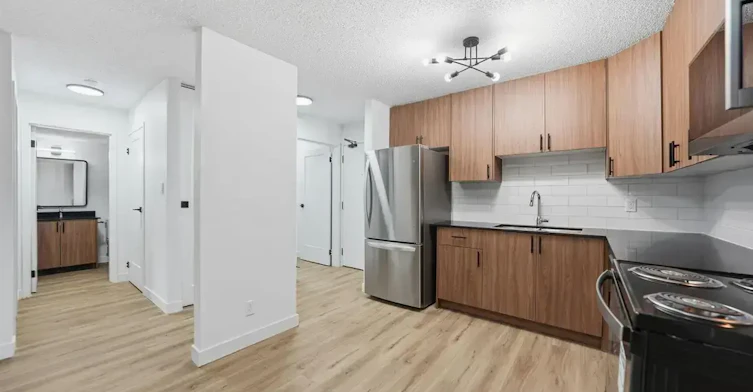 102-431 Wollaston Crescent, Saskatoon, SK, S7J 4G9 - 4