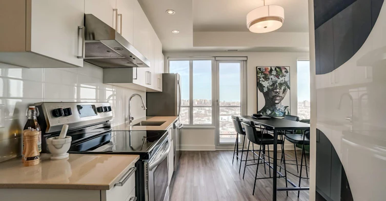 121 Parkdale Avenue, Ottawa, ON, K1Y 1E6