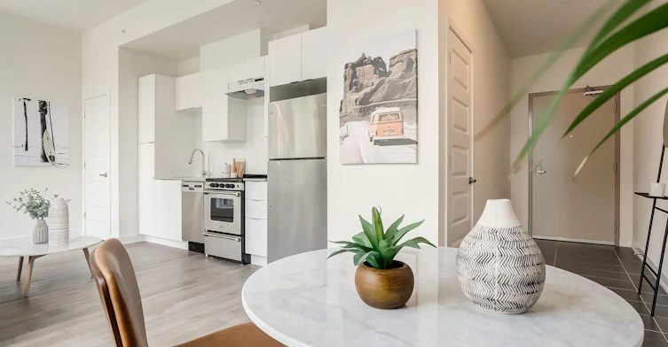 638 Center Street, Ottawa, ON, K1K 2N8 - 5