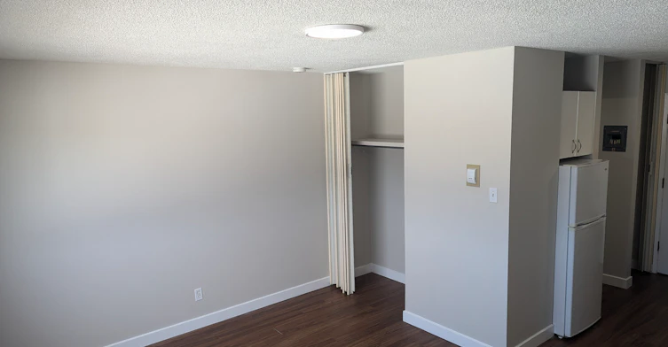 303-11035 124 Street NW, Edmonton, AB, T5M 0J5 - 6