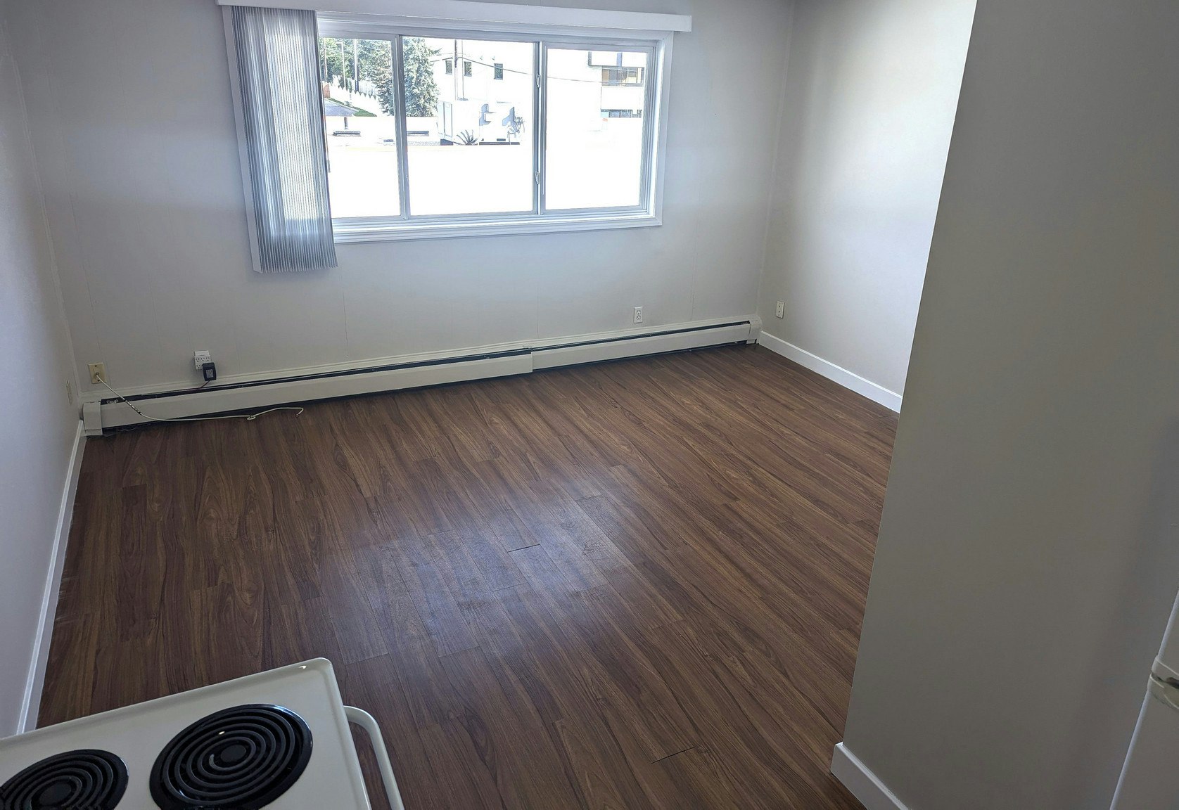 303-11035 124 Street NW, Edmonton, AB, T5M 0J5 - 4