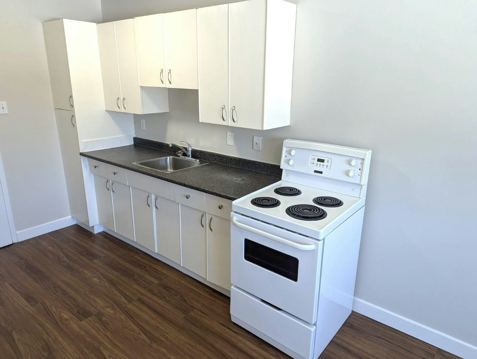 303-11035 124 Street NW, Edmonton, AB, T5M 0J5 - 3