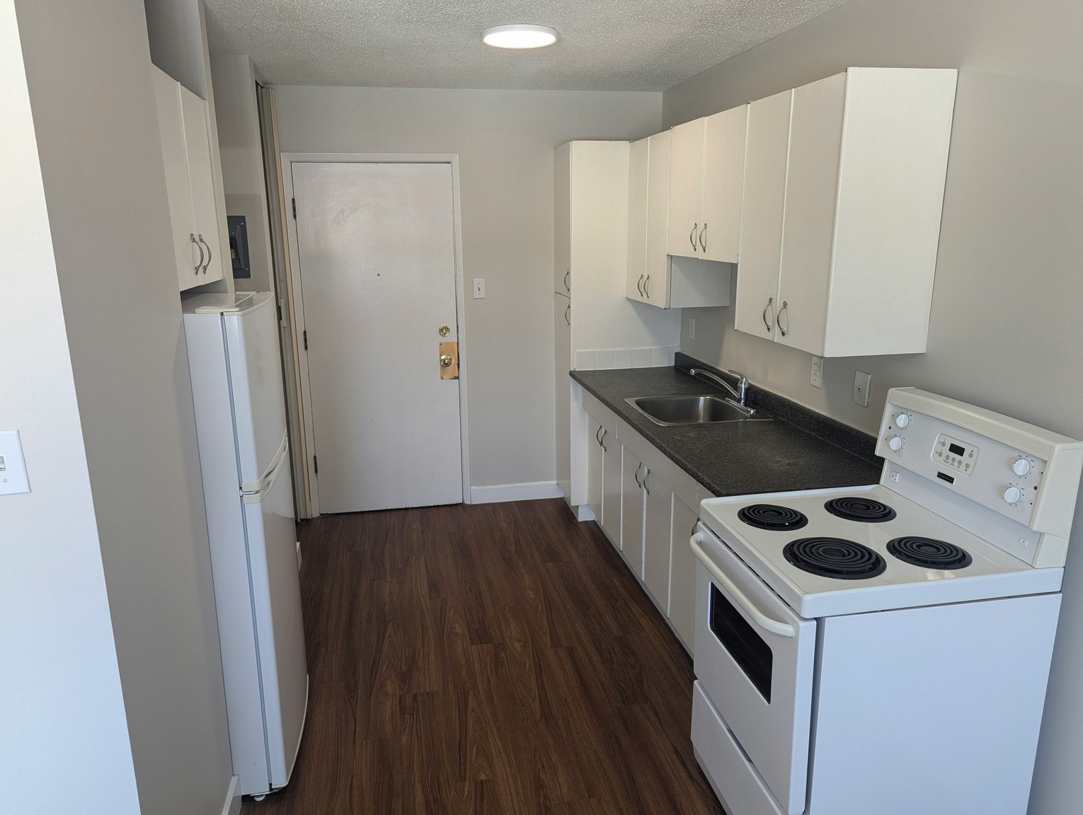 108-11035 124 Street NW, Edmonton, AB, T5M 0J5 - 4