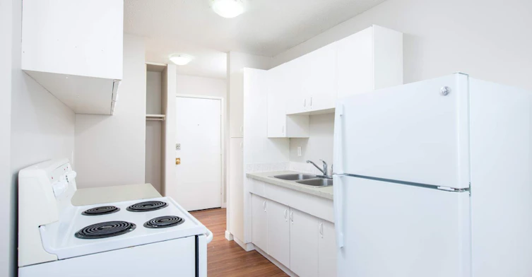 304-11035 124 Street NW, Edmonton, AB, T5M 0J5 - 3