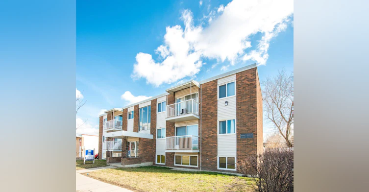 108-11035 124 Street NW, Edmonton, AB, T5M 0J5 - 2