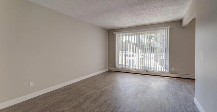 305-11035 124 Street NW, Edmonton, AB, T5M 0J5 - 7