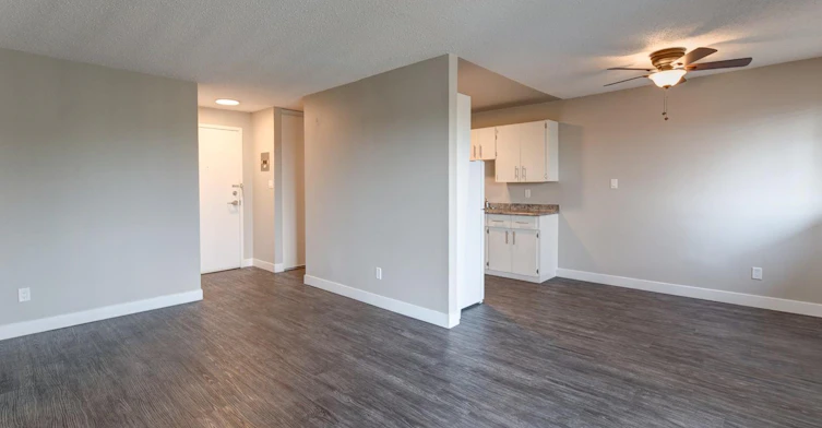 214A-11615 28 Avenue NW, Edmonton, AB, T6J 3Z8 - 4