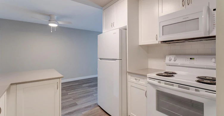 113B-11615 28 Avenue NW, Edmonton, AB, T6J 3Z8 - 6