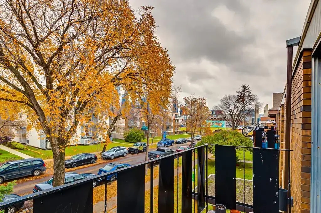 18-10620 107 Street NW, Edmonton, AB, T5H 2Y7 - 9