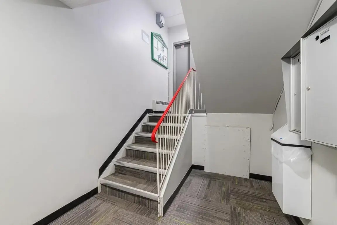 18-10620 107 Street NW, Edmonton, AB, T5H 2Y7 - 30