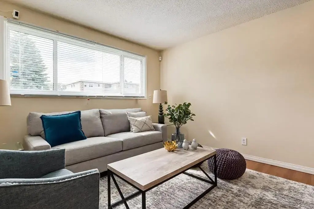 202-12025 82 Street NW, Edmonton, AB, T5B 2W5 - 4