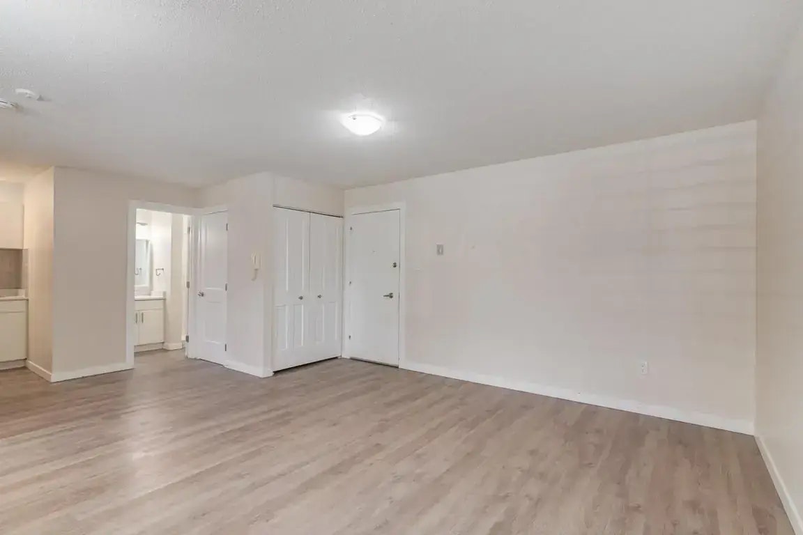 301-2291 Southview Drive SE, Medicine Hat, AB, T1B 1R5 - 17